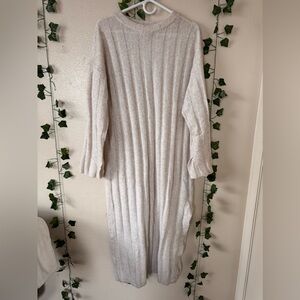 H&M | Cream Knit Sweater Dress